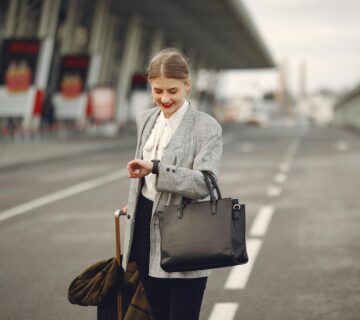 ليموزين مطار القاهرة 2026: هل أمانك والتزامك بالمواعيد على رأس أولوياتك؟